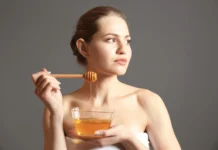 Honey for Skin: Advantages of Using Honey on the Face Honey for Skin